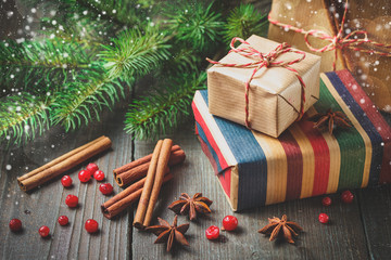 Fototapeta na wymiar Christmas gift box with decoration