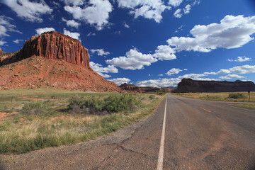 Beautiful Wild West, Roads of America
