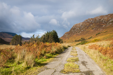 Fototapeta na wymiar The single track Hope to Altnaharra road, Sutherland, Scotland.