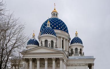 Fototapeta na wymiar Holy trinity cathedral domes in Saint Petersburg Russia