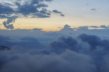 Obraz premium Sonnenaufgang am Tschirgant
