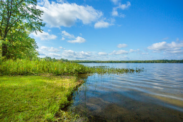 Fototapeta na wymiar Beautiful lake of North America