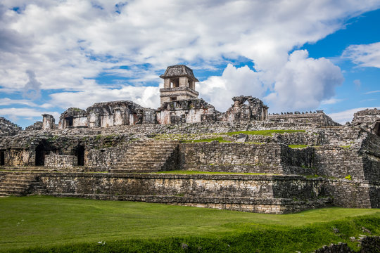Palace and observatory at mayan ruins of Palenque - Chiapas, Mexico
