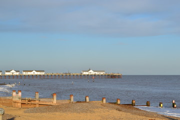 Fototapeta na wymiar Seaside pier beach 