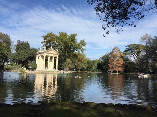 Tempietto di Esculapio, parco di Villa Borghese, Roma, Italia