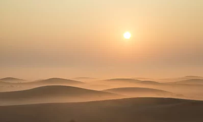 Papier Peint photo Lavable Sécheresse Lever de soleil dans un désert près de Dubaï