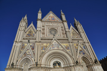 Fototapeta na wymiar Famous Duomo in Etruscan village of Orvieto in Italy