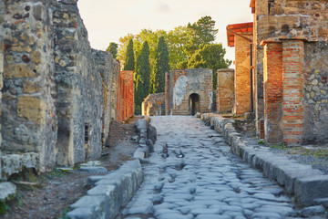 Ancient ruins in Pompeii, Italy - obrazy, fototapety, plakaty