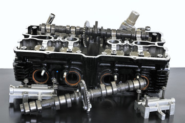 バイクエンジンの部品