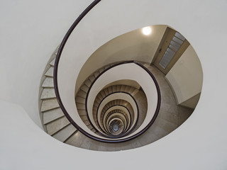 Spiral Staircase, Gewundene Treppe
