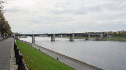 Fototapeta na wymiar Novovolzhsky bridge across the Volga River. Built in 1956