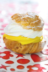 Cream cake dessert