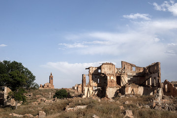 ciudad abandonada de Belchite tras los bombardeos de la guerra civil española