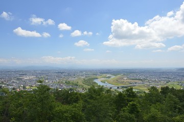 Fototapeta na wymiar 嵐山から見た旭川市の風景