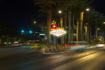 Zelfklevend Fotobehang Het bord in het centrum van Las Vegas & 39 s nachts © travelview
