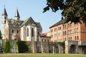 Fototapeta na wymiar Kloster Unserer Lieben Frauen in Magdeburg, Sachsen-Anhalt