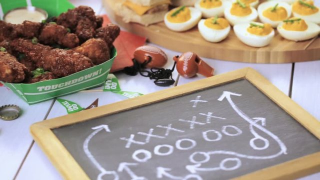 Snacks for watching a football game