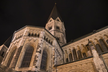 Fototapeta premium Bonner Münster bei Nacht