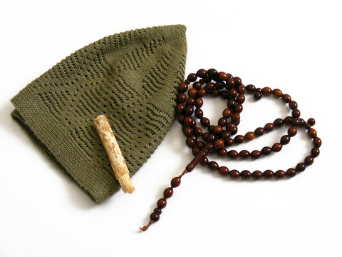 Takke, tesbih and misvak pictures to pray in Islam