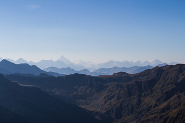 Fototapeta na wymiar Alpenpanorama mit Glocknergruppe