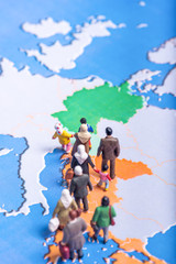 Fl&uuml;chtlinge auf der Balkanroute auf dem Weg nach Europa