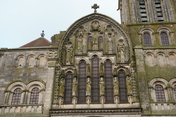 Fototapeta na wymiar Basilique Sainte-Marie-Madeleine de Vezelay church in Vezelay