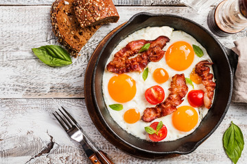 Pan of fried eggs