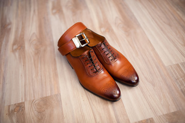 Men's shoes, belt