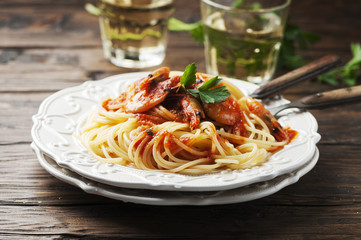 Italian spaghetti with prawns