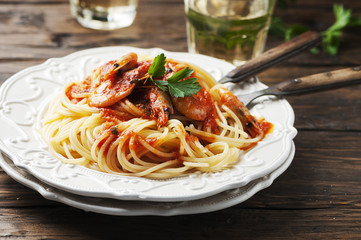 Italian spaghetti with prawns