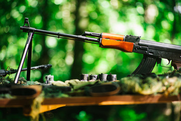 War guns arsenal