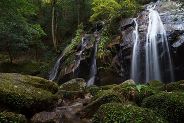 Kanabiki waterfall