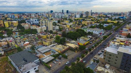 Fototapeta na wymiar Toma aerea de Santo Domingo Republica Dominicana