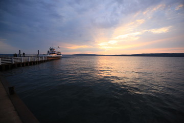 Obraz premium Sunset from Madeline Island