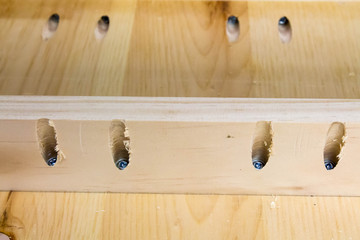 Pocket screws in wood, horizontal