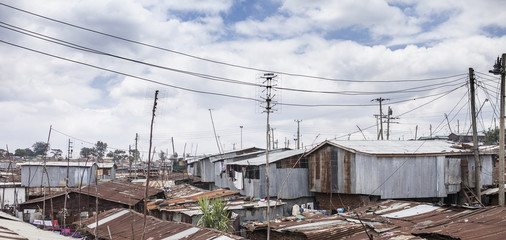 Fototapeta na wymiar Rooftop view of Kibera