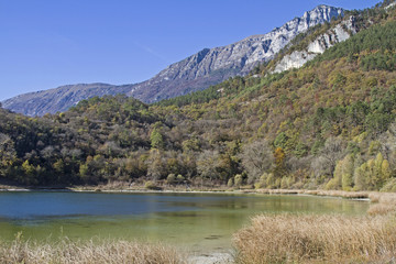 Fototapeta na wymiar Terlagosee im Trentino