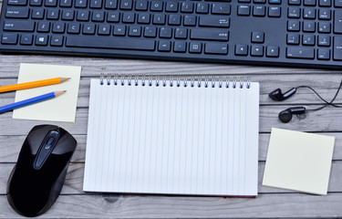 Keyboard with notepad and notes