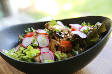 mushroom salad healthy food