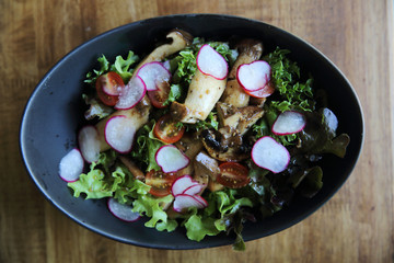 mushroom salad healthy food