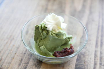 Green tea ice cream