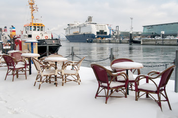 Hafen Kiel im Winter bei Schnee