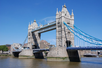 Fototapeta na wymiar Tower Bridge London, England