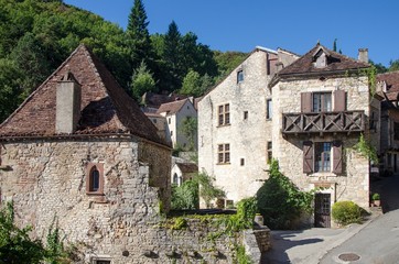 Fototapeta na wymiar A street of a medieval french village