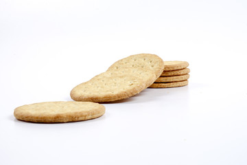 Organic whole wheat crackers .