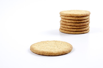 Organic whole wheat crackers .
