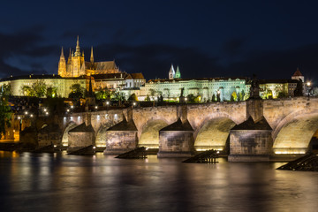 Fototapeta na wymiar Prague Castle and Charles Bridge at night.