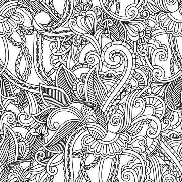 Paisley seamless pattern. Monochrome hand drawn floral motif for coloring page, wrapping, wallpaper © natikka