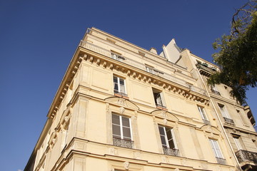Immeuble ancien à Paris	