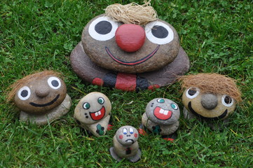 Ausserirdische aus Kieselsteinen © Inka